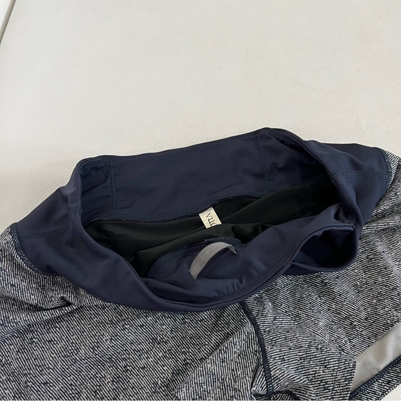 Vouri Running Shorts Size Small Navy Blue Gray Printed Built-In Brief 2" Inseam - Picture 9 of 10